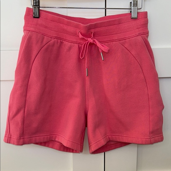 Lululemon Scuba High-Rise Short 5" - Picture 13 of 14